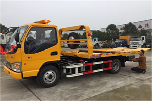 颍东区哪里有拖车服务